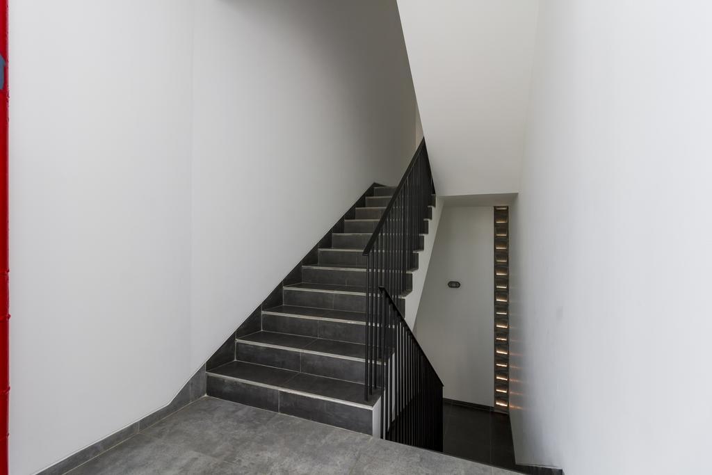 Reddoorz Plus Near Perbanas Jakarta Exterior photo